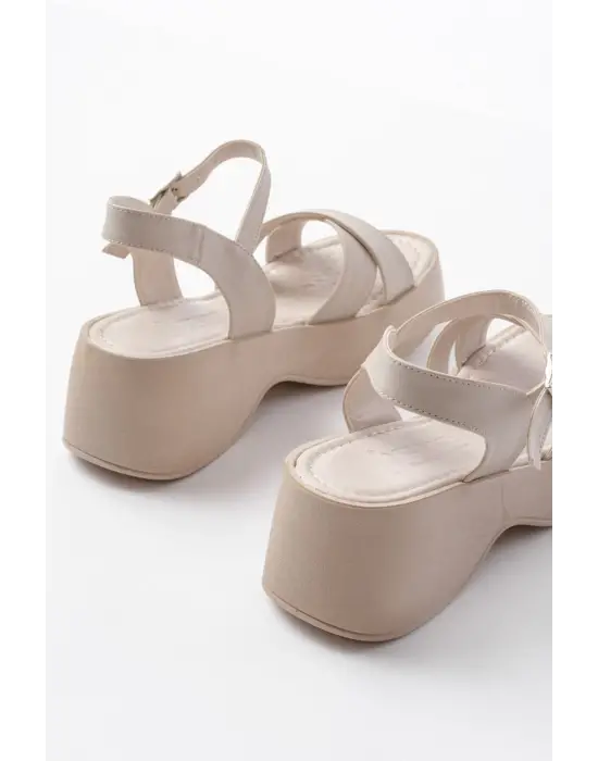 24414-1005 Bej Günlük Çapraz Dolgu Topuk Kadın Sandalet