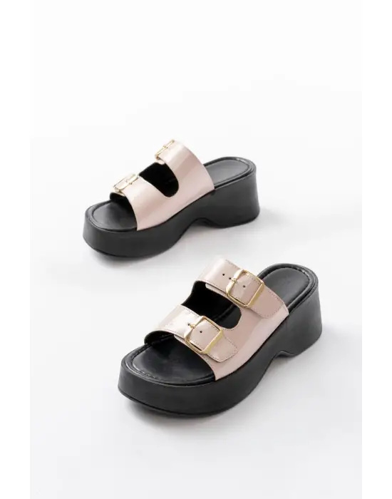 24414-574 Bej Rugan Tokalı Dolgu Topuk Kadın Terlik