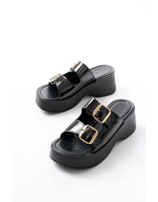 24414-574 Siyah Rugan Günlük Tokalı Dolgu Topuk Kadın Terlik