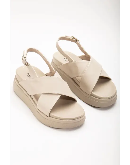 Bej Dolgu Topuk Kadın Sandalet
