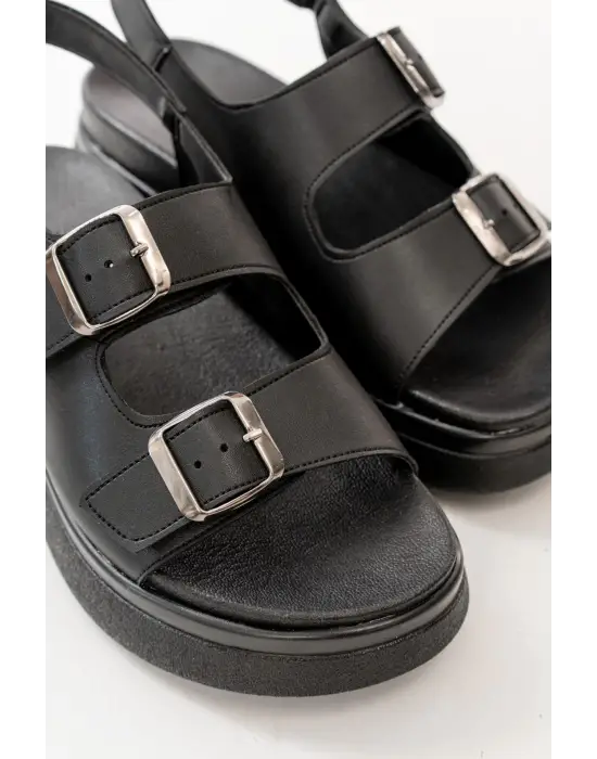 Siyah Dolgu Topuk Kadın Sandalet