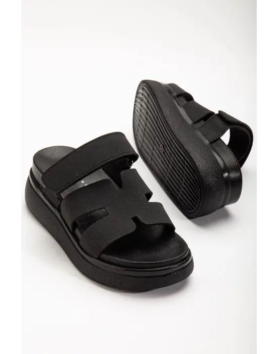 24422-HERMES Siyah Dolgu Topuk Kadın Sandalet