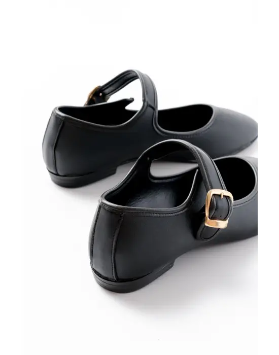 2606 Siyah Baretli Günlük Bayan Ayakkabı