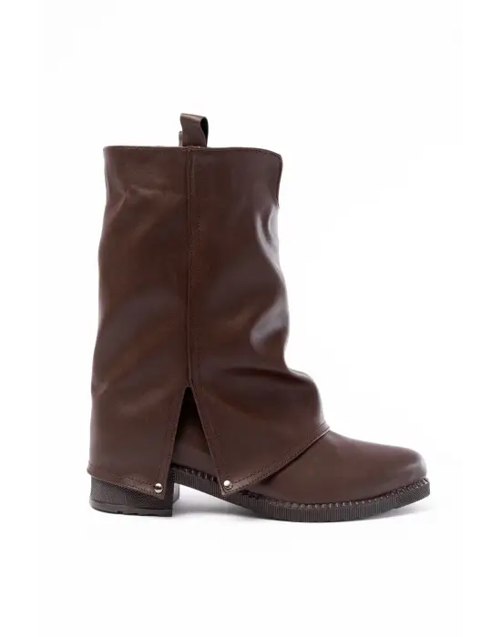 Kahverengi Günlük Kadın Bot