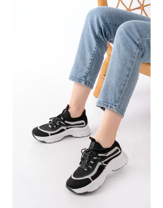 3001  Siyah Bağcıklı Fileli Günlük Spor Ayakkabı