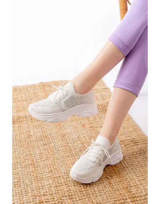 3002  Beyaz Bağcıklı Fileli Taş Aksesuarlı Günlük Spor Ayakkabı