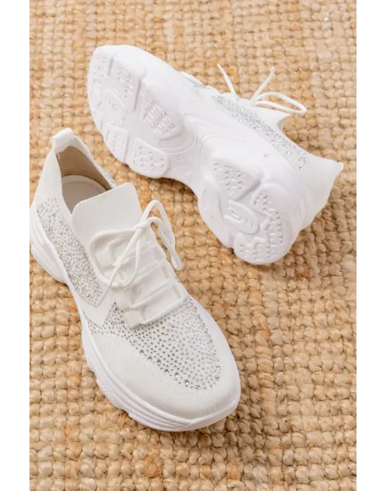 3002  Beyaz Bağcıklı Fileli Taş Aksesuarlı Günlük Spor Ayakkabı