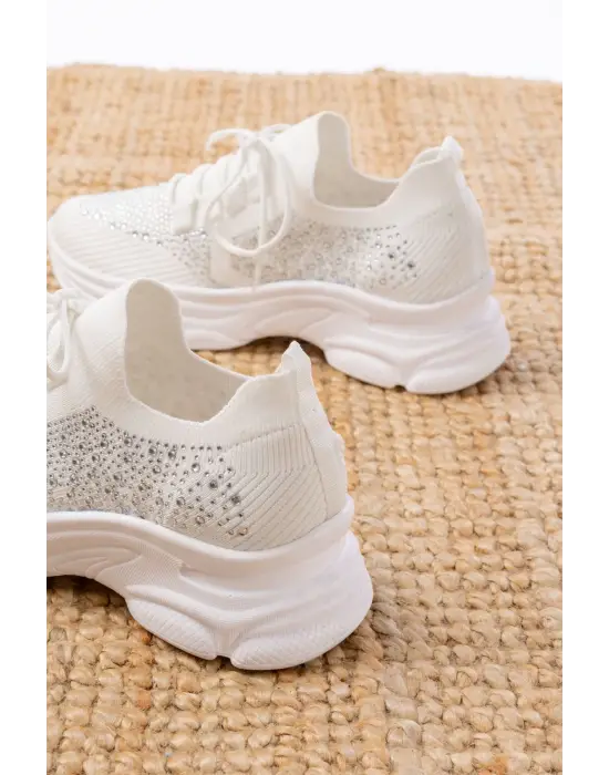 3002  Beyaz Bağcıklı Fileli Taş Aksesuarlı Günlük Spor Ayakkabı