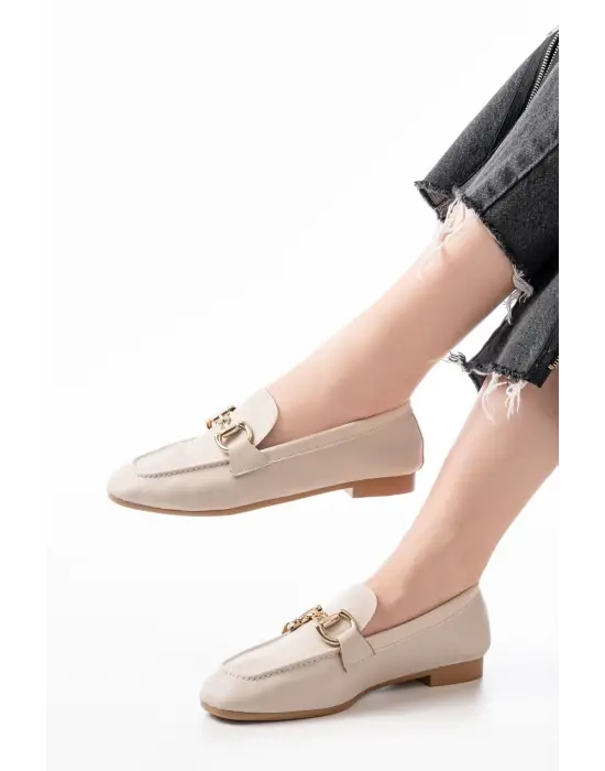 Bej Toka Aksesuarlı Günlük Kadın Babet