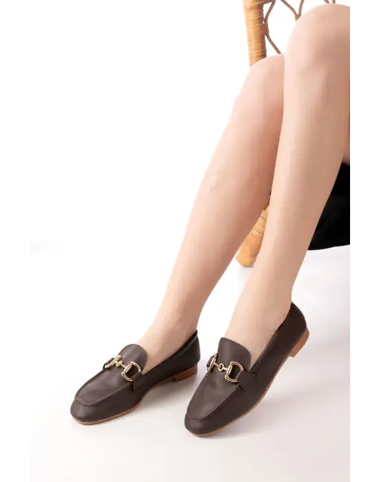 Kahverengi Toka Aksesuarlı Günlük Kadın Babet