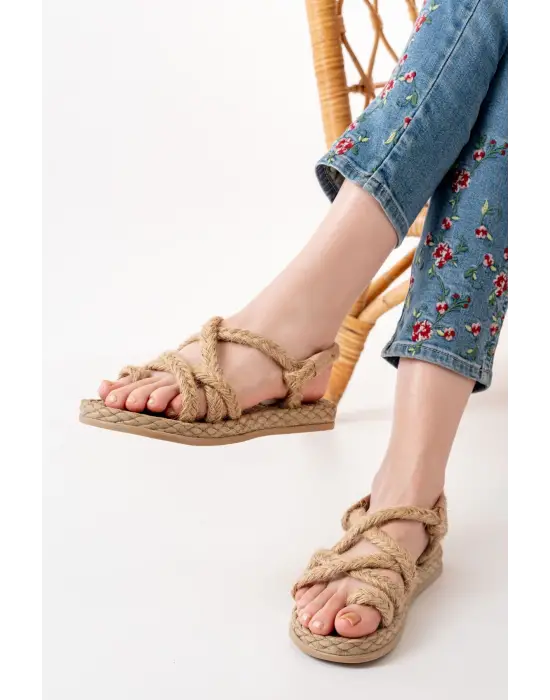 Bej Hasır Kadın Sandalet