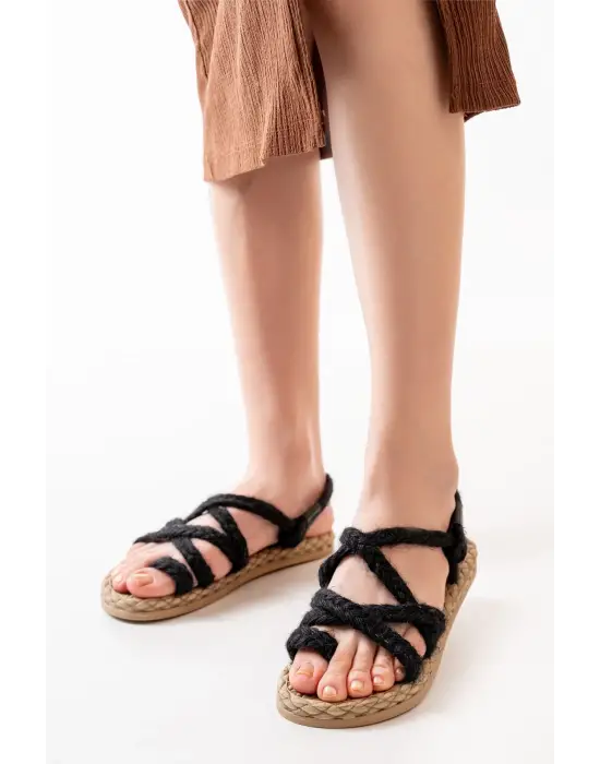 Siyah Hasır Kadın Sandalet
