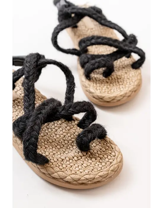 Siyah Hasır Kadın Sandalet