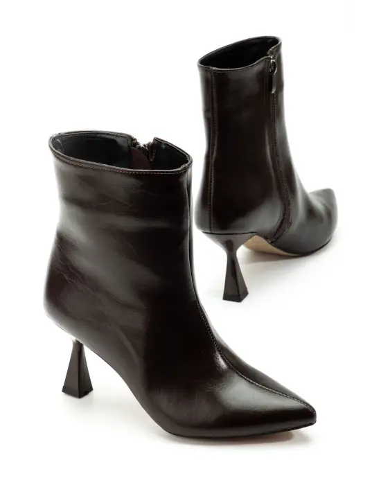 4701 Kahve Kırışık Kare Topuk Günlük Kadın Bot