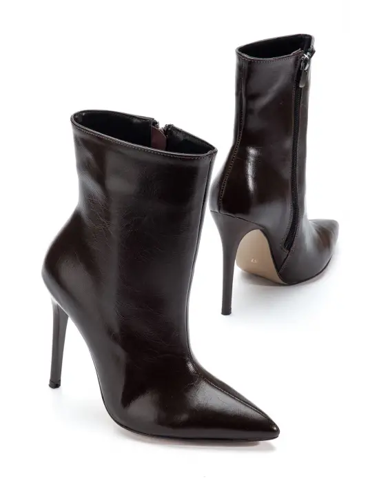 4803 Kahve Kırışık Sivri Burun İnce Topuk Günlük Kadın Bot