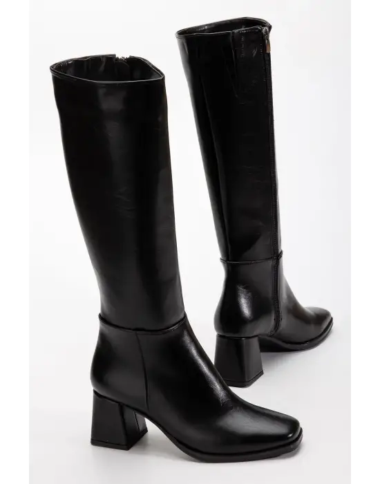 4804 Siyah Kırışık Fermuarlı Günlük Bayan Çizme