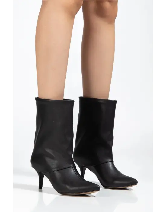 4806 Siyah Cilt Yakalı Günlük Kadın Bot