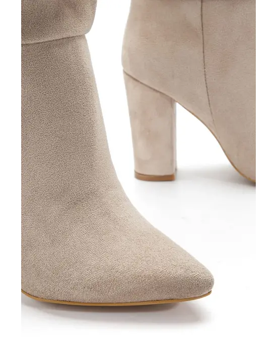 4807 Bej Süet Sivri Burun Körüklü Kalın Topuk Günlük Kadın Çizme