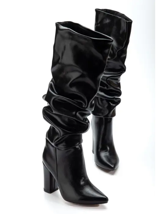 4807 Siyah Kırışık Sivri Burun Körüklü Kalın Topuk Günlük Kadın Çizme