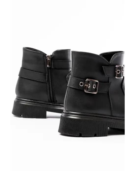 Siyah Toka Aksesuarlı Fermuarlı Günlük Kadın Bot
