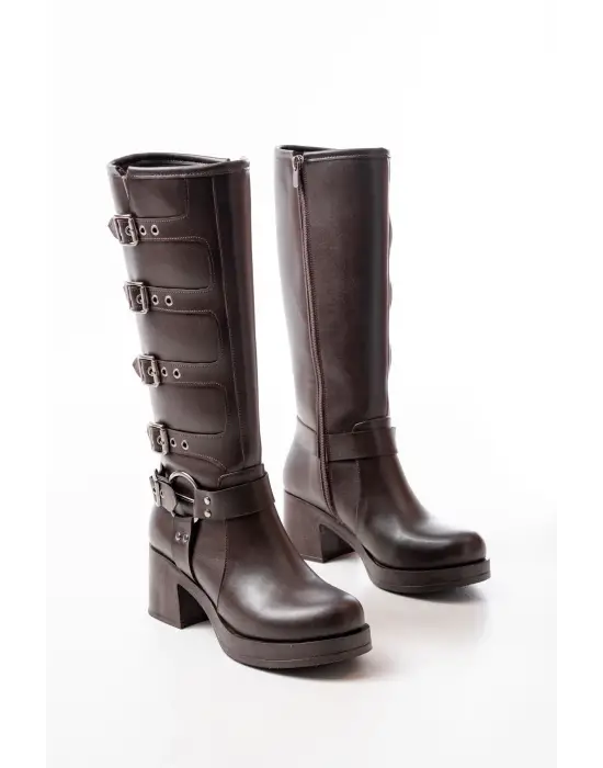 Kahverengi Topuklu Fermuarlı Toka Aksesuarlı Günlük Kadın Çizme