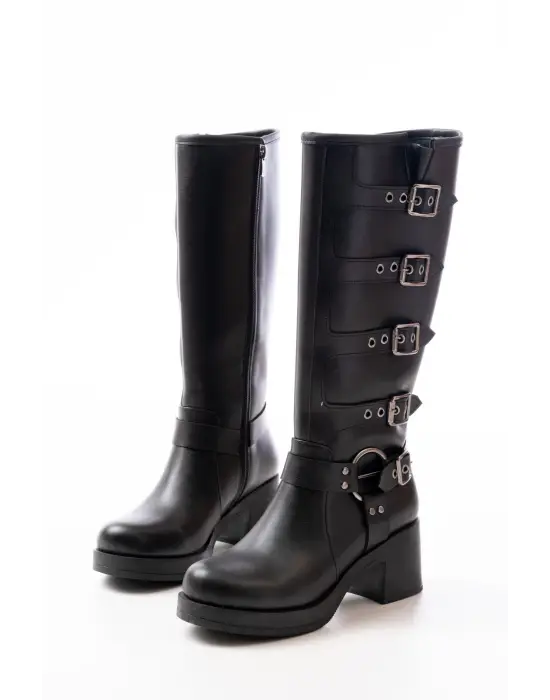 Siyah Topuklu Fermuarlı Toka Aksesuarlı Günlük Kadın Çizme