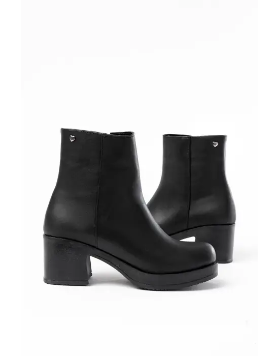 Siyah Fermuarlı Kalın Topuklu Günlük Kadın Bot