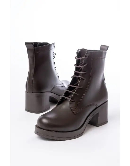 Kahverengi Bağcıklı Fermuarlı Kalın Topuklu Günlük Kadın Bot