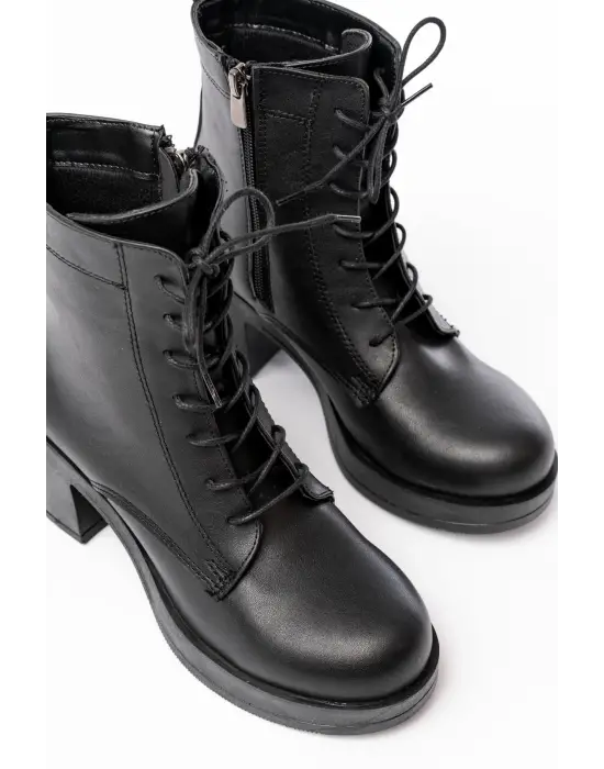 Siyah Bağcıklı Fermuarlı Kalın Topuklu Günlük Kadın Bot