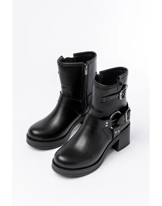 Siyah Toka Aksesuarlı Fermuarlı Topuklu Günlük Kadın Bot