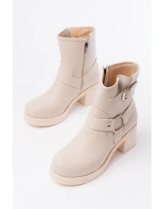 Bej Toka Aksesuarlı Fermuarlı Kalın Topuklu Günlük Kadın Bot