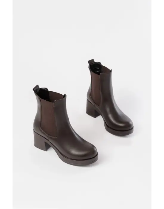 Kahverengi Lastikli Fermuarlı Kalın Topuklu Günlük Kadın Bot