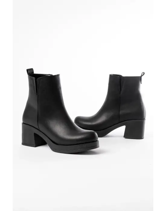 Siyah Lastikli Fermuarlı Kalın Topuklu Günlük Kadın Bot