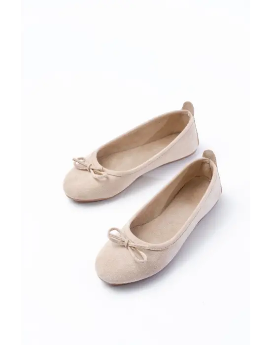 6101 Bej Süet Fiyonklu Günlük Kadın Babet