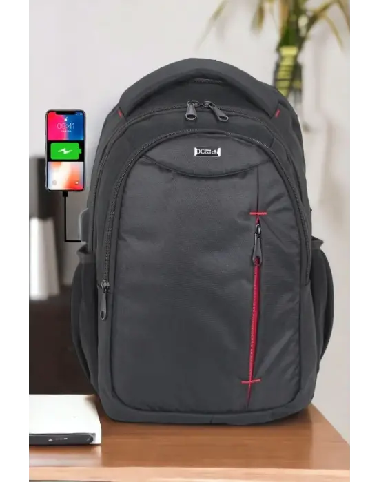 Usb Aparatlı 15,6 Inç Siyah Laptop Sırt Çantası