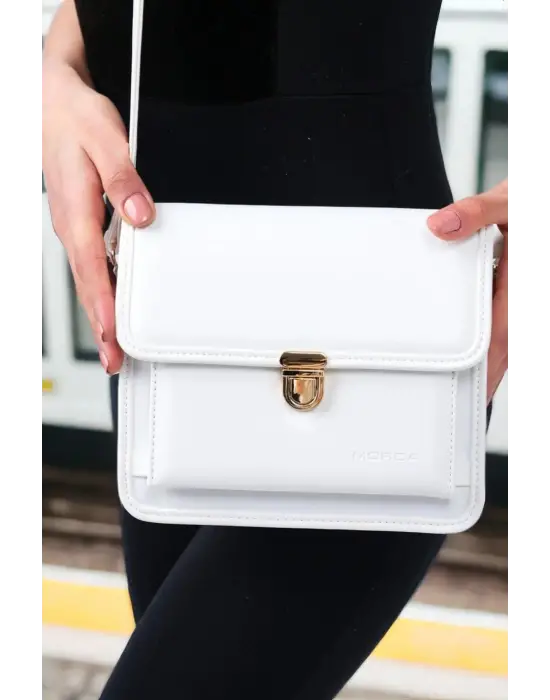 Çapraz Askılı Kadın Beyaz Çanta