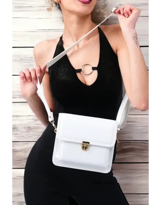 Çapraz Askılı Kadın Beyaz Çanta