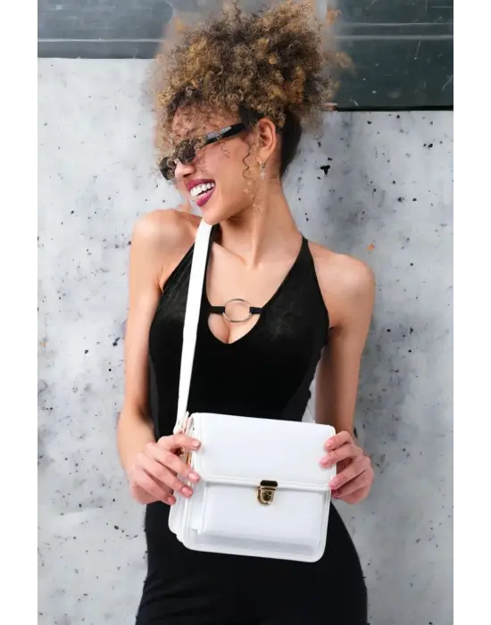 Çapraz Askılı Kadın Beyaz Çanta