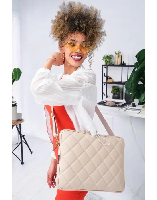 Kapitone 15-16 İnç Bej Notebook Tablet Laptop Kılıfı