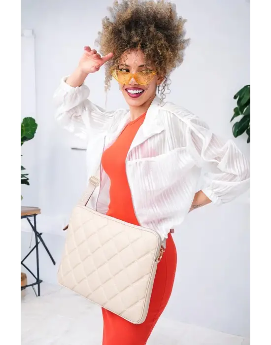 Kapitone 15-16 İnç Bej Notebook Tablet Laptop Kılıfı