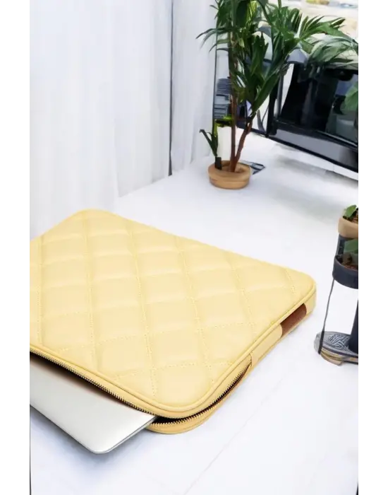 Kapitone 15-16 İnç Sarı Notebook Tablet Laptop Kılıfı
