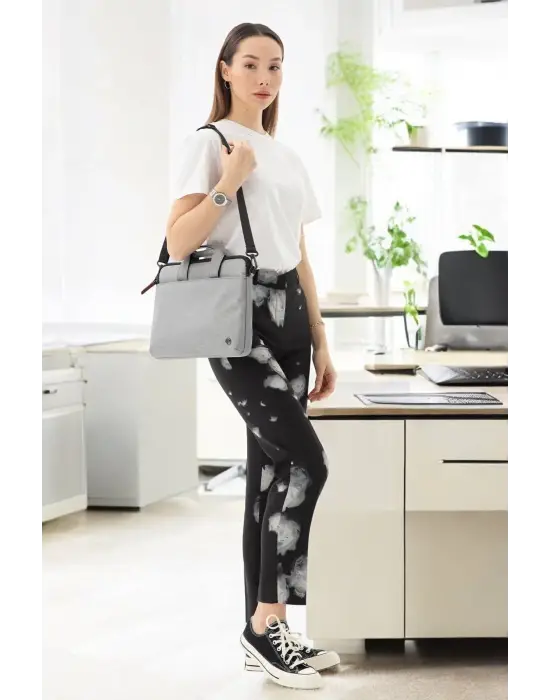 Su Geçirmez Kumaş 13-14 İnç Açık Gri Evrak & Notebook Laptop Çantası