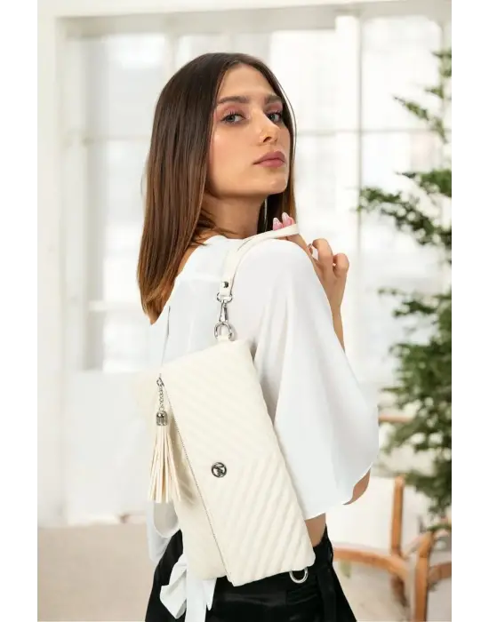 Uzun Askılı Kadın Ekru Clutch Portföy Çantası
