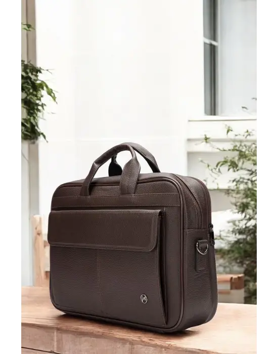 Lüx Kaliteli 16-17 inç Kahverengi Laptop Bölmeli Evrak Çantası