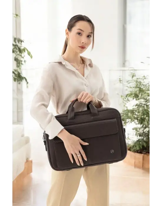 Lüx Kaliteli 16-17 inç Kahverengi Laptop Bölmeli Evrak Çantası