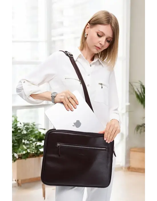 Macbook Air Pro 13.3 & 14 İnç Kahverengi Laptop Kılıfı El Çantası