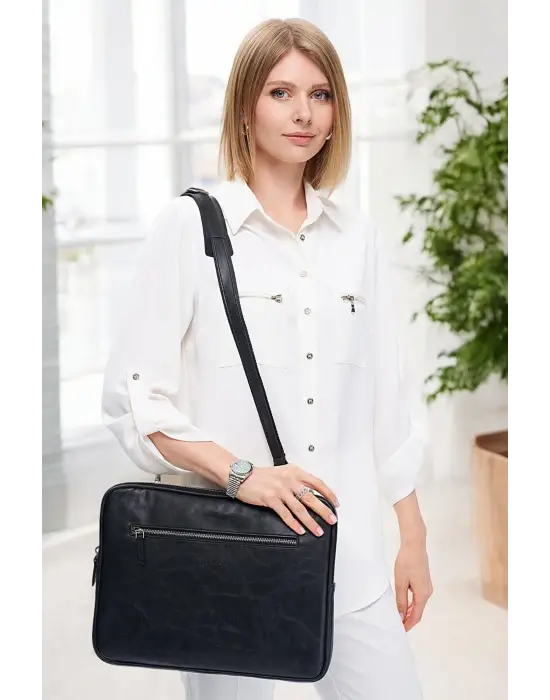 Macbook Air Pro 13.3 & 14 İnç Siyah Laptop Kılıfı El Çantası