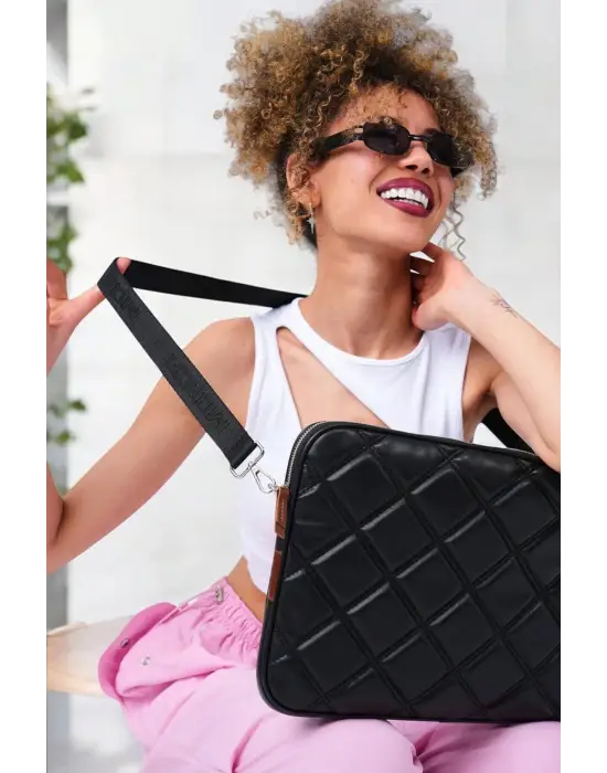 Kapitone Macbook Air Pro 13.3 & 14 İnç Siyah Laptop Tablet Kılıfı