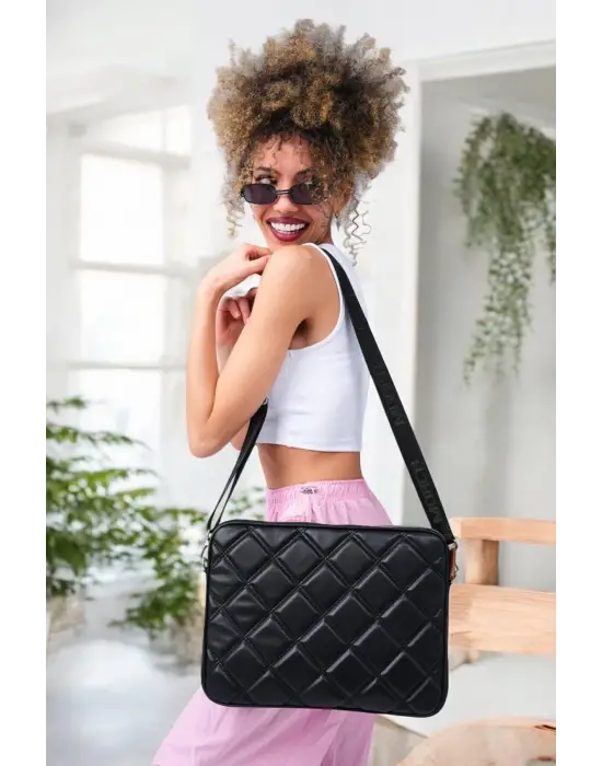 Kapitone Macbook Air Pro 13.3 & 14 İnç Siyah Laptop Tablet Kılıfı