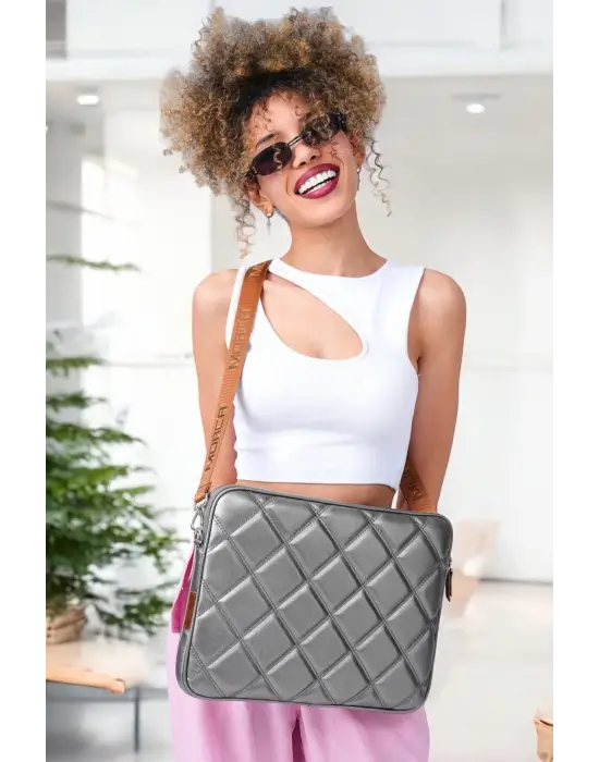 Kapitone Macbook Air Pro 13.3 & 14 İnç Gri Laptop Tablet Kılıfı